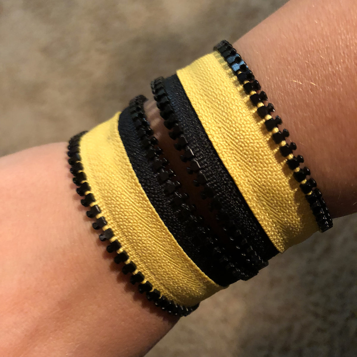 Special Potter Edition: Hufflepuff Zip Bracelet - N.Kluger Designs bracelet