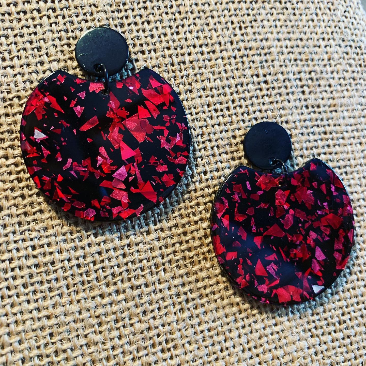 Black & Red Circle Cutout Acrylic Drop Earrings
