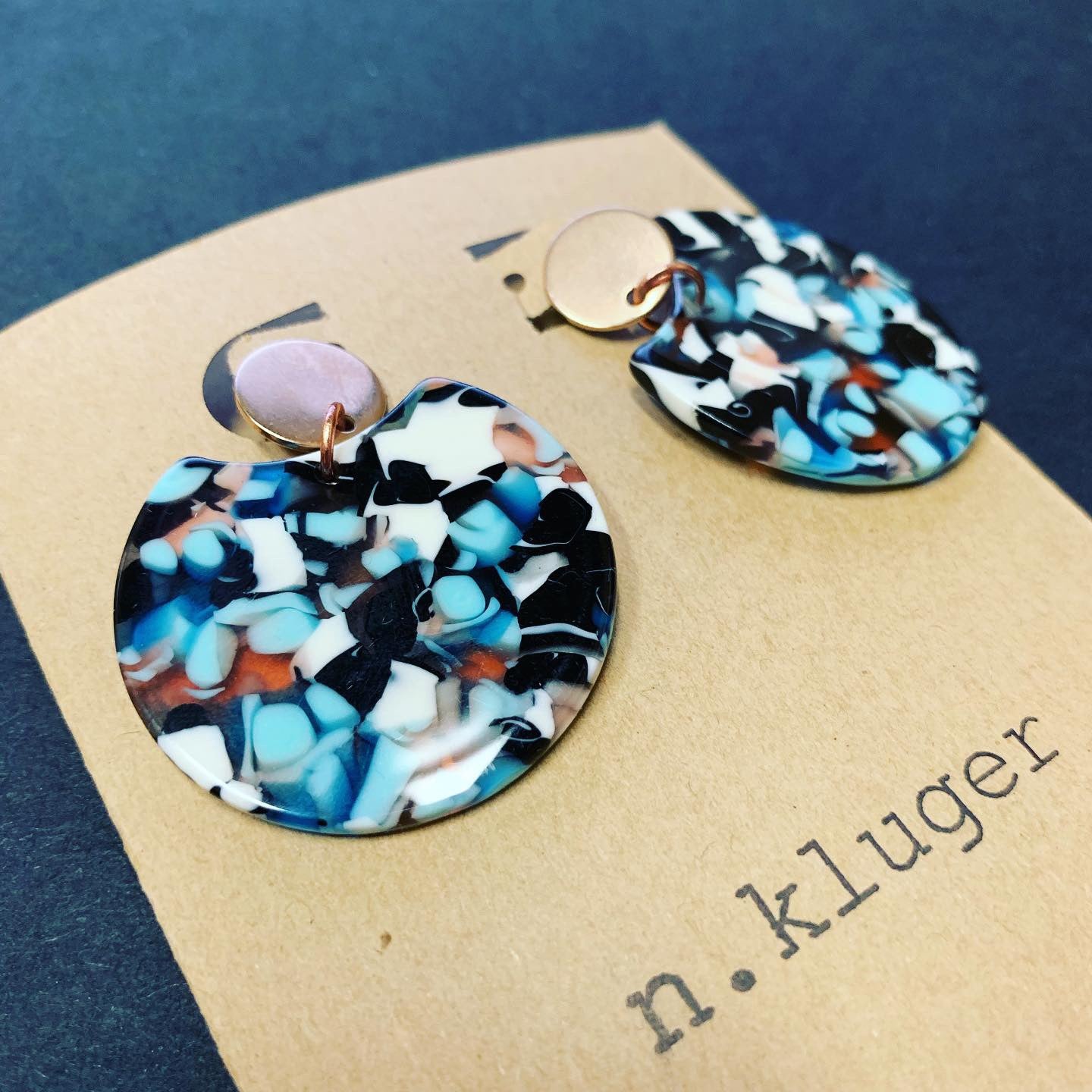 Tortoise Shell Circle Cutout Acrylic Drop Earrings