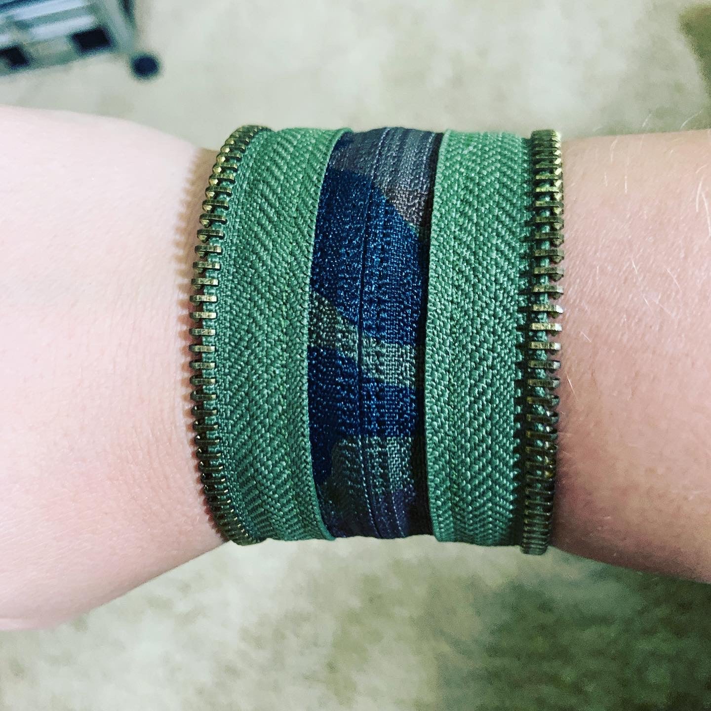 Camo Collection Olive Army Zip Bracelet