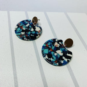 Tortoise Shell Circle Cutout Acrylic Drop Earrings