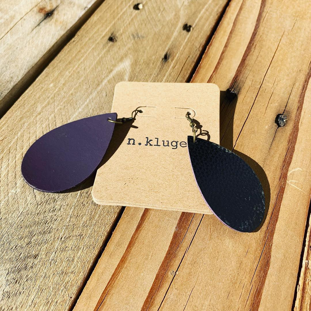 Black Pebbled Leather Drop Earrings with Mauve Backside - N.Kluger Designs Earrings