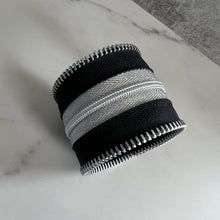 Las Vegas Raiders Silver & Black Zip Bracelet