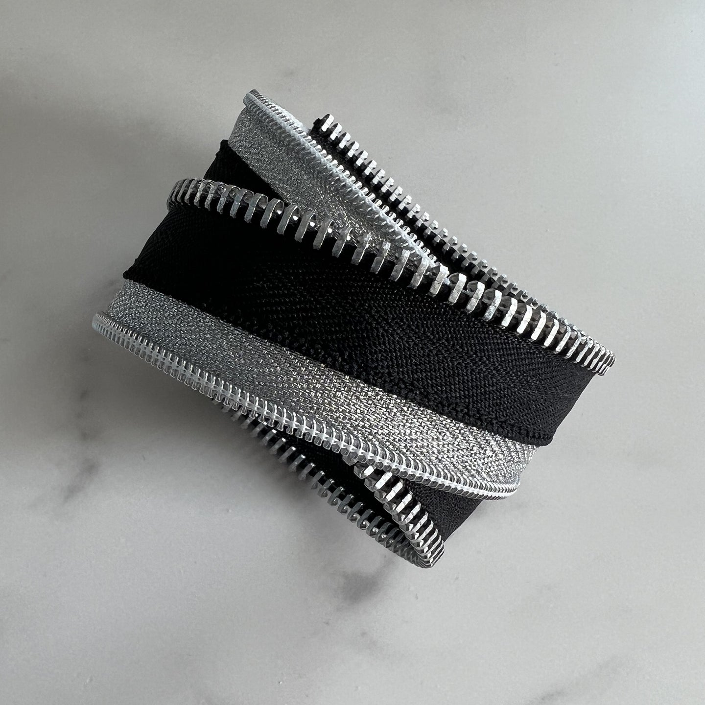 Las Vegas Raiders Silver & Black Zip Bracelet