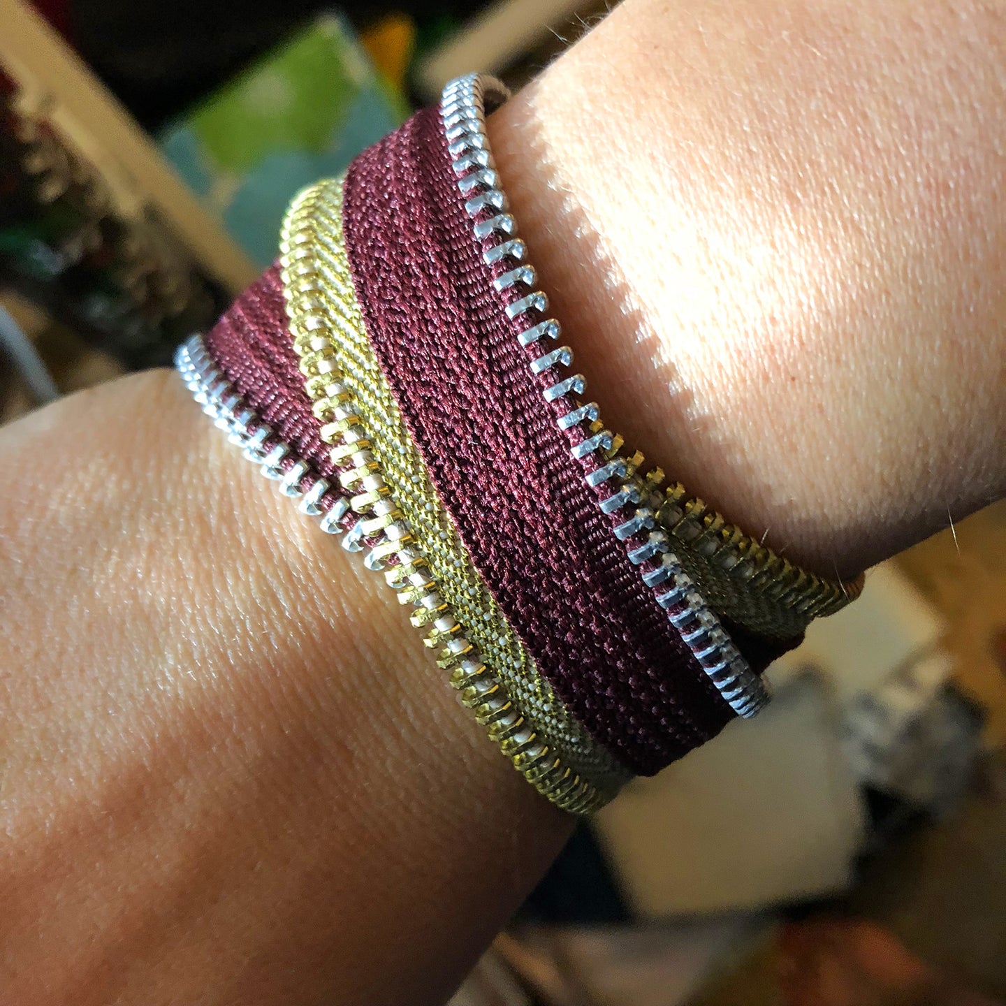 Special Potter Edition: Gryffindor Zip Bracelet - N.Kluger Designs bracelet