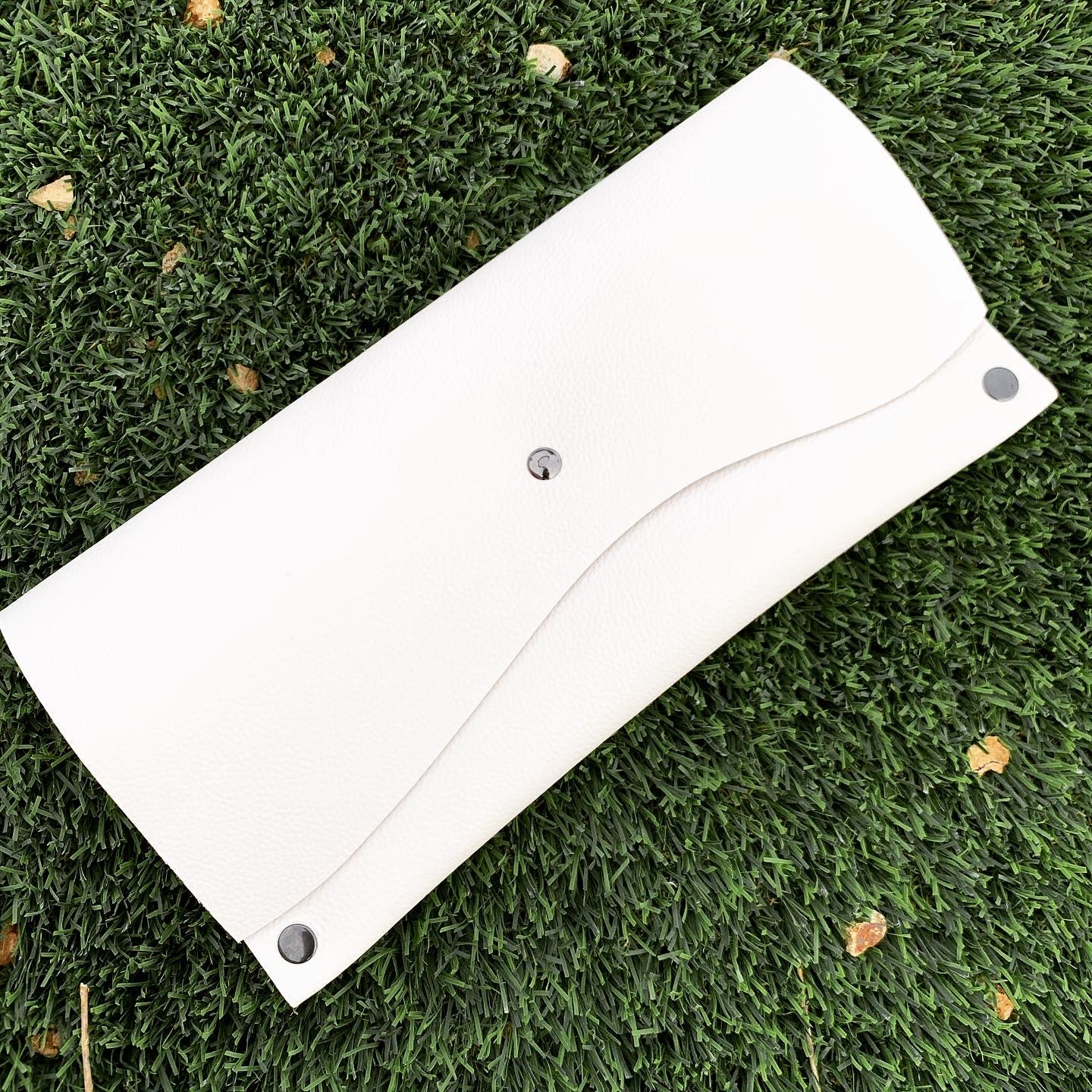 Handmade Snow White Pebbled Leather Clutch